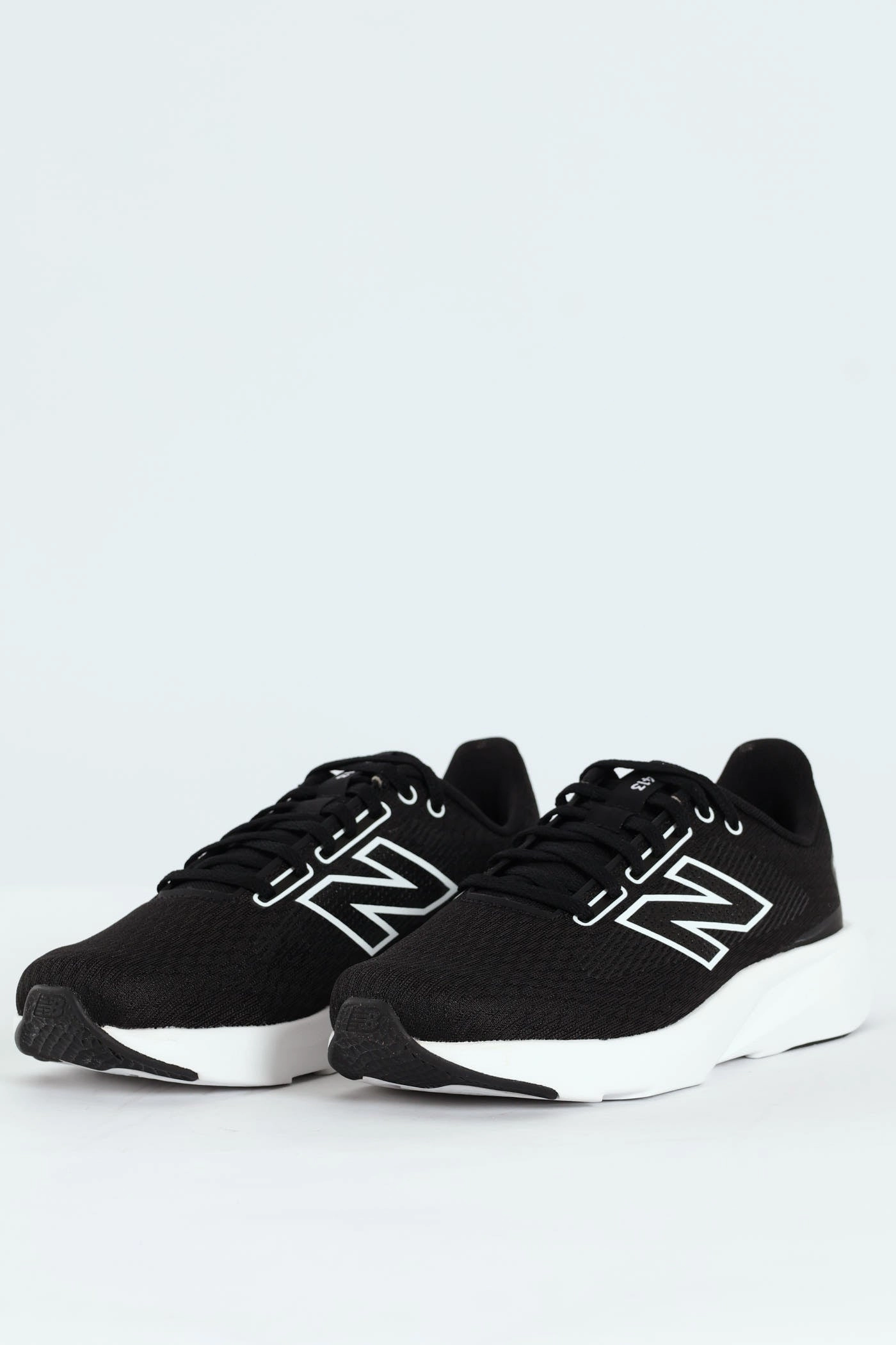 413 V3 Athleisure Trainer - Black/White