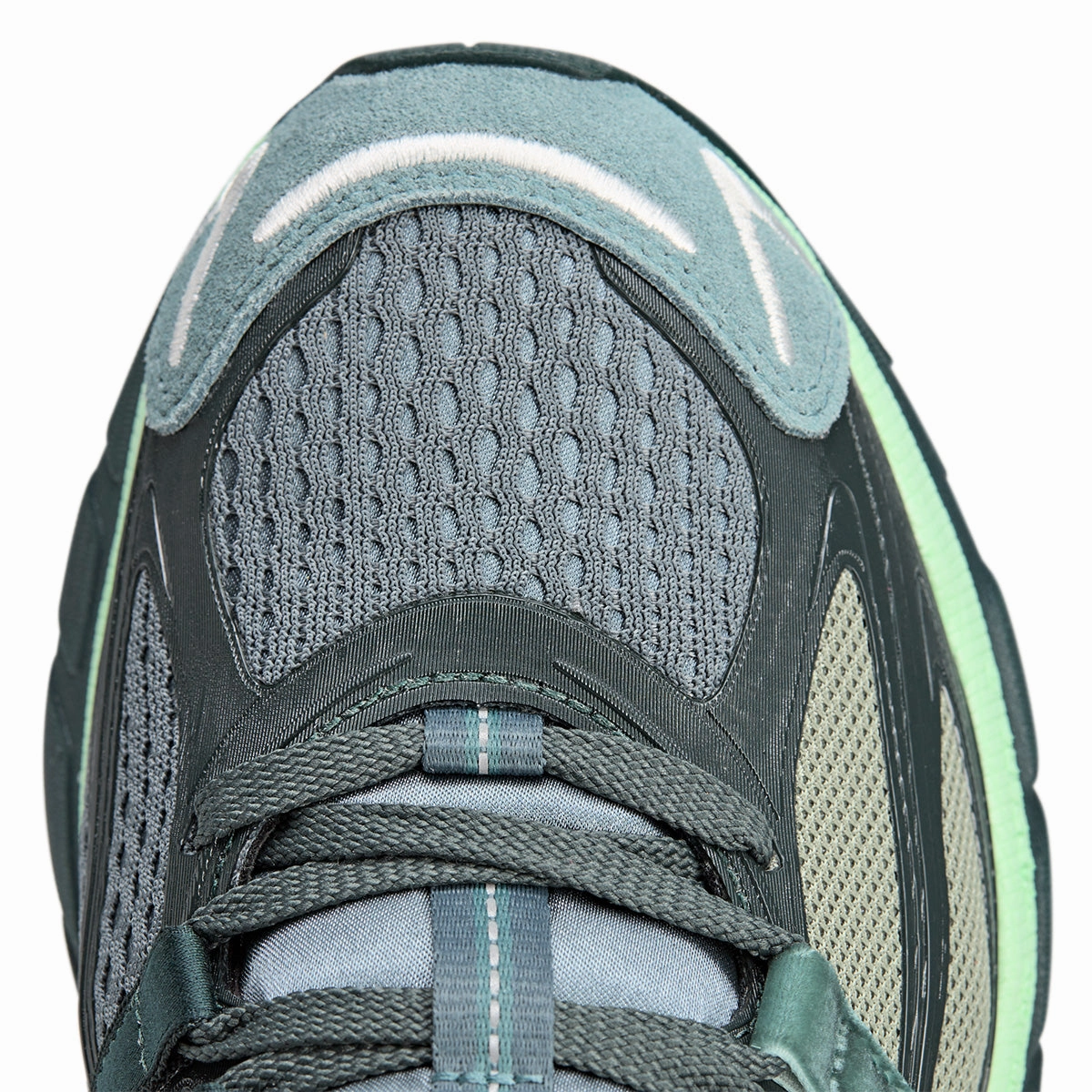   Song For The Mute AdiStar Cushion 'Shadow Green'