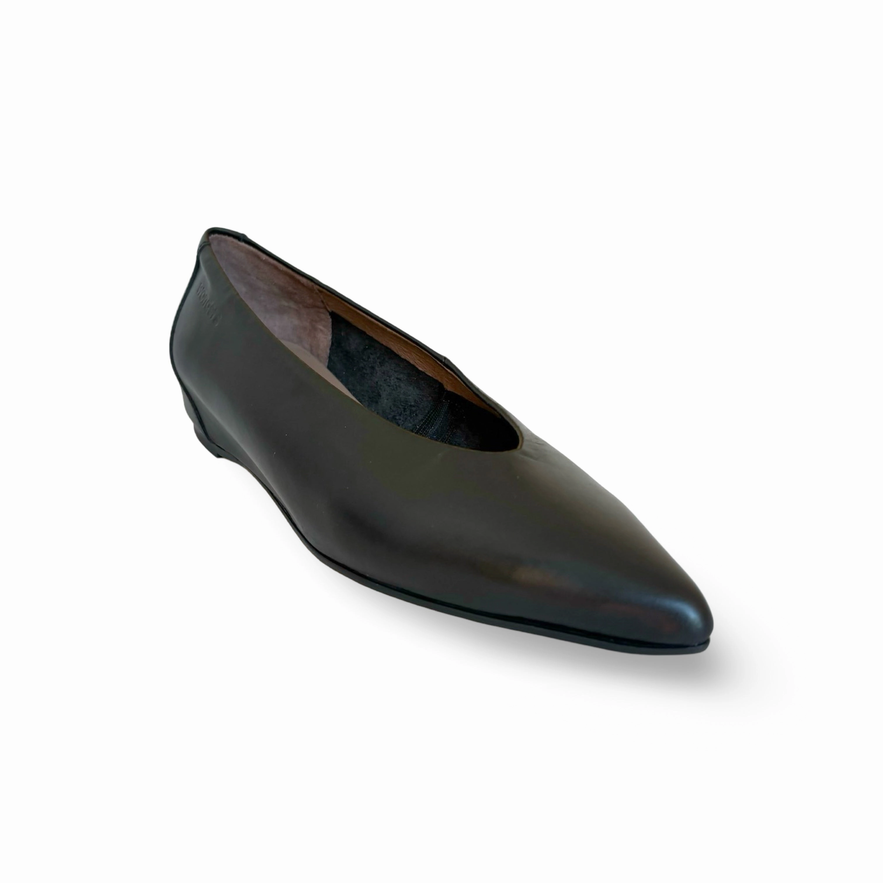 A3802 Black Triana Modern Flat