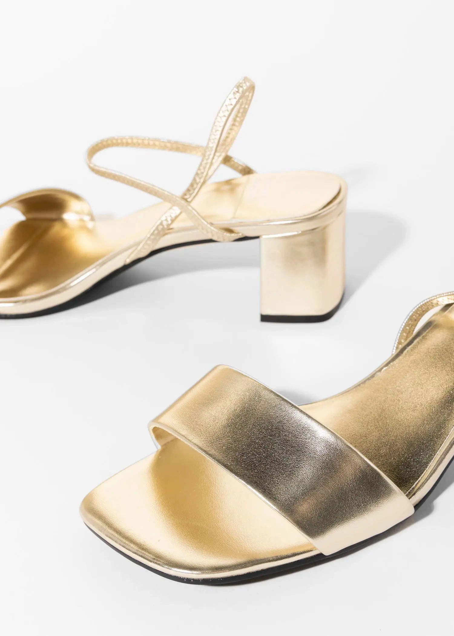 Adapt Sandal