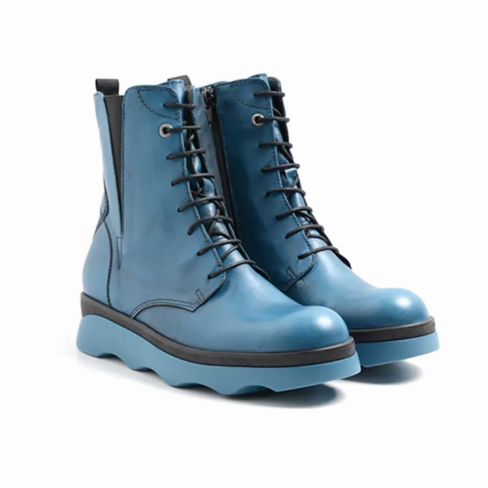 Akita Boot