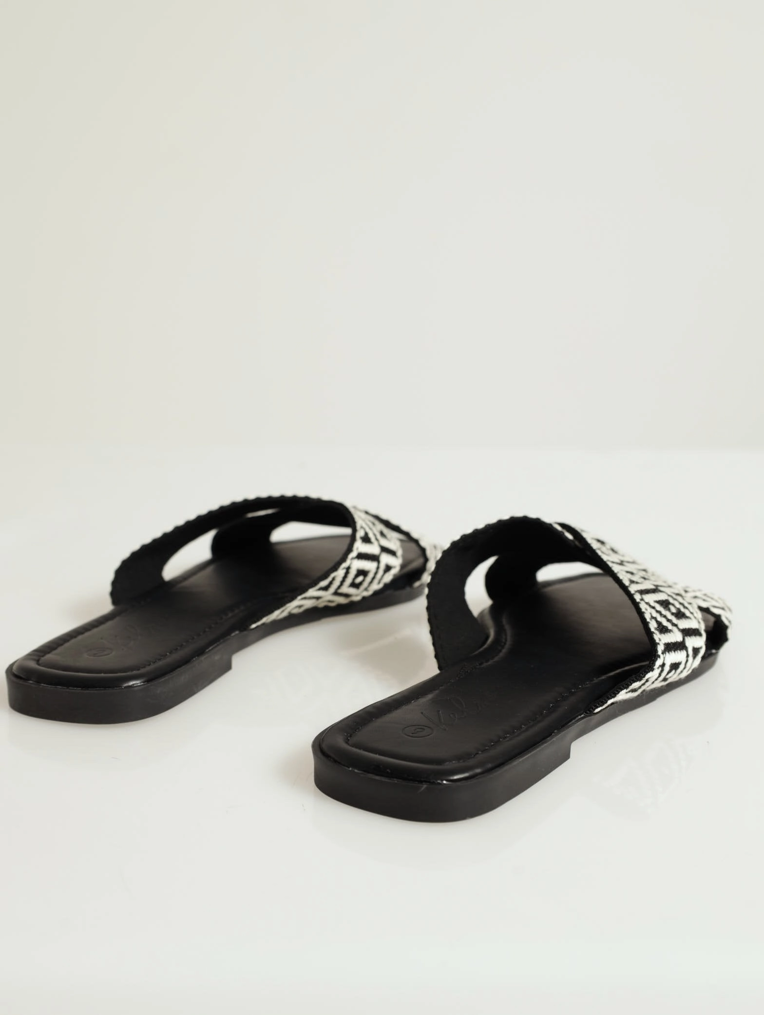 Aztec Print Cross Strap Mule Sandal