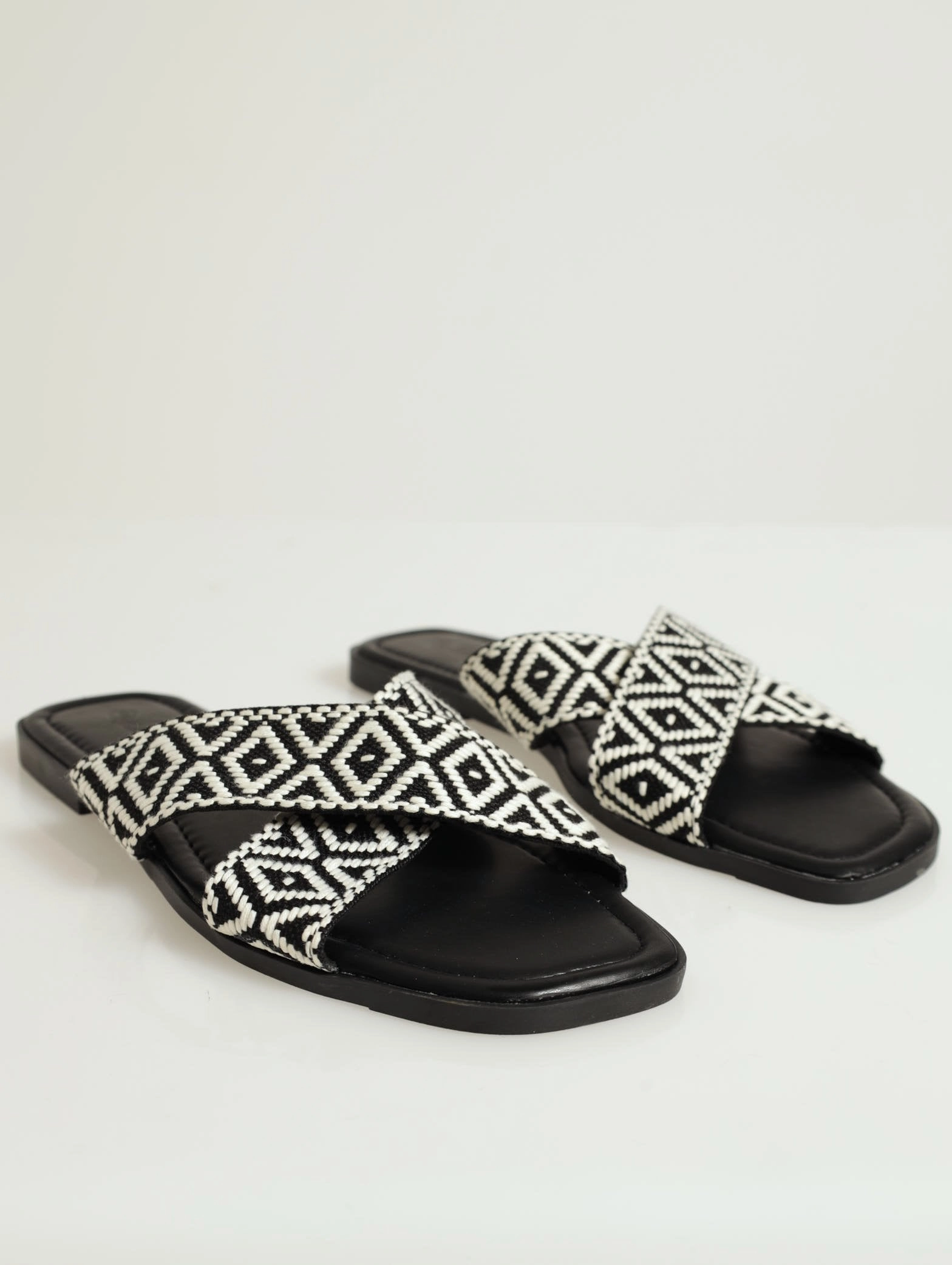 Aztec Print Cross Strap Mule Sandal