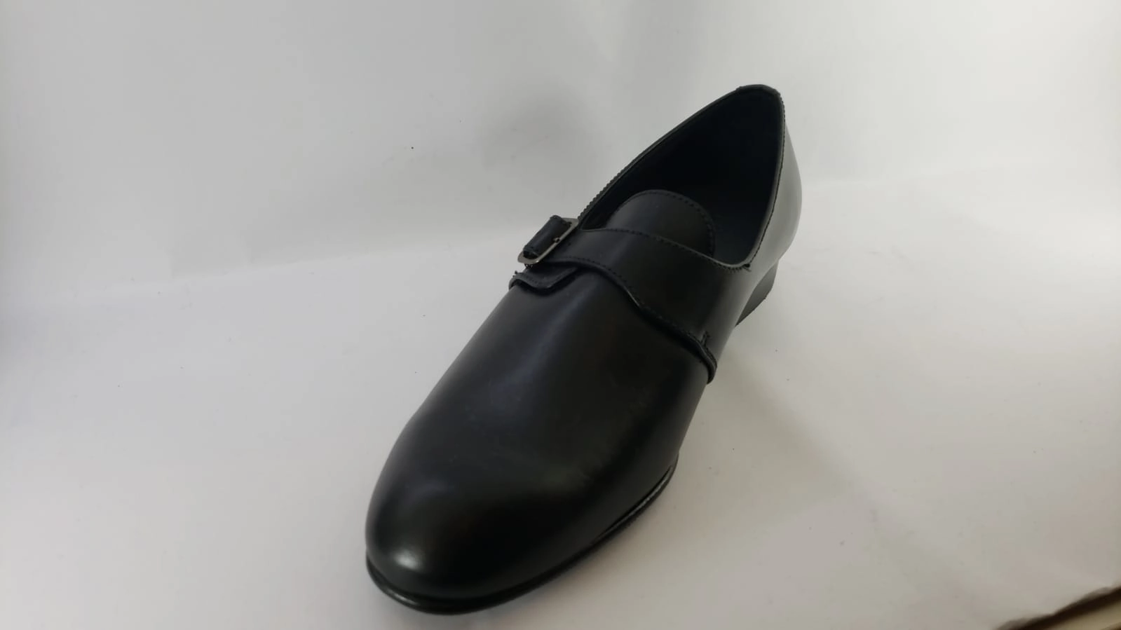 Beberlis Boys Black Leather Buckle Dress Shoes