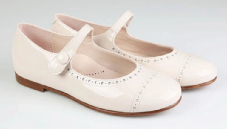 Beberlis Cream Beach Patent Leather Mary Jane