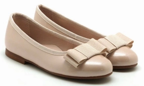 Beberlis Cream Entrea Patent Leather Flats with Bow