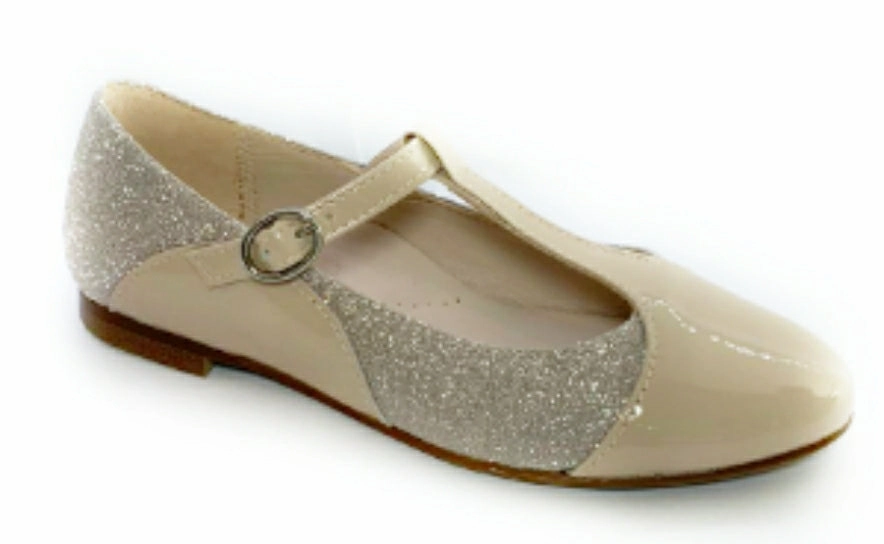 Beberlis Girls Two Toned Patent Leather Design T-Strap