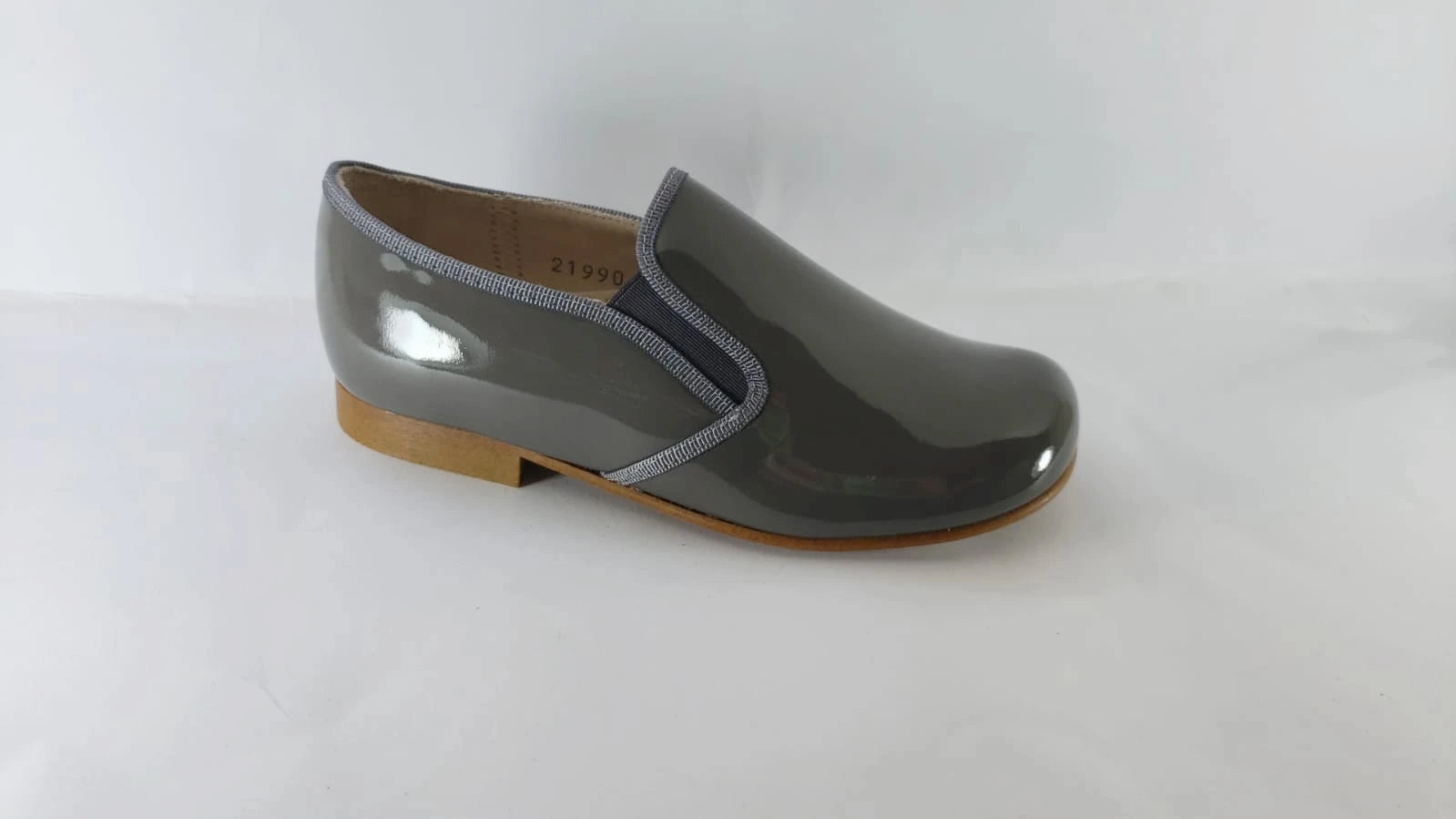 Beberlis Grey Patent Slip On Smoking Shoe Loafers