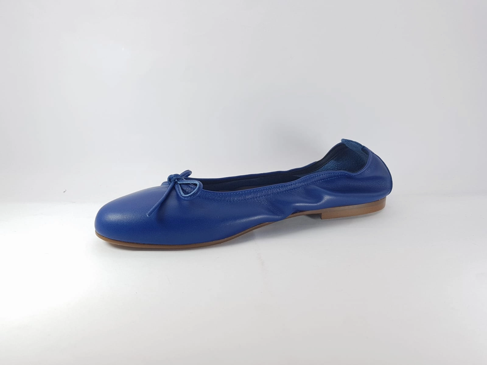 Beberlis Leather Blue Flats