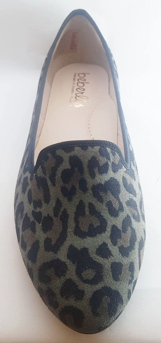 Beberlis Leopard Ceniza Slip On Flats