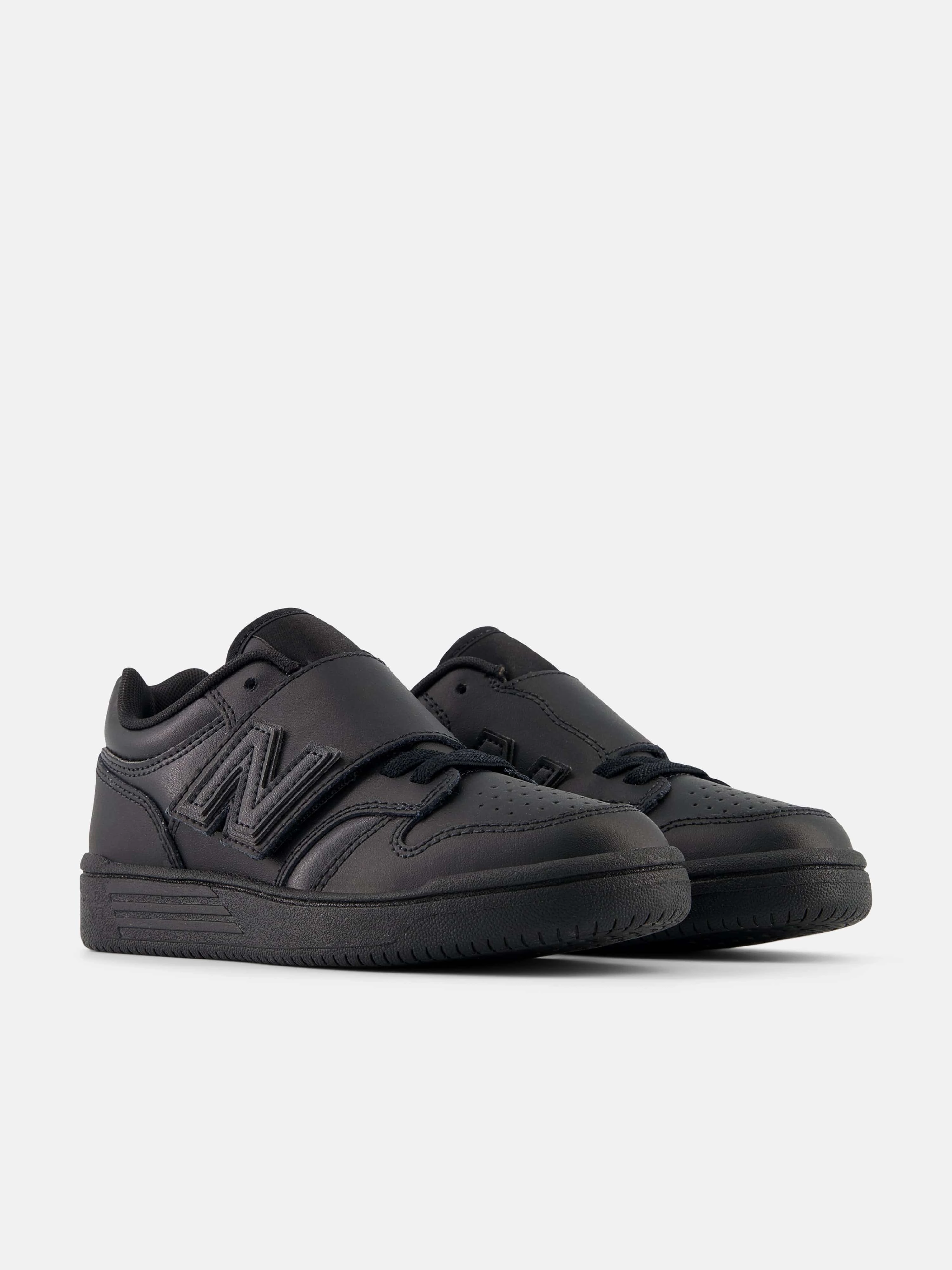 Boys 480 Trainers in Black