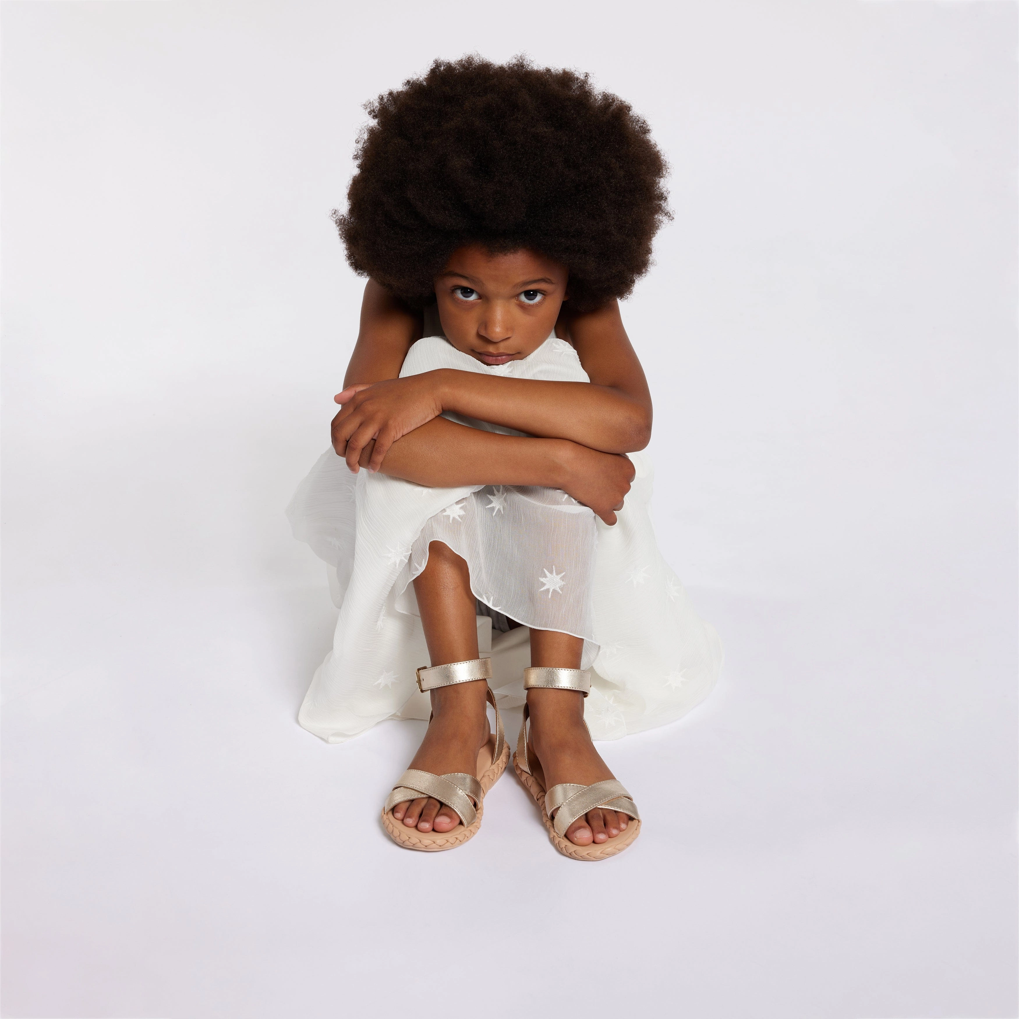 Chlo Girls Leather Strappy Sandals in Gold