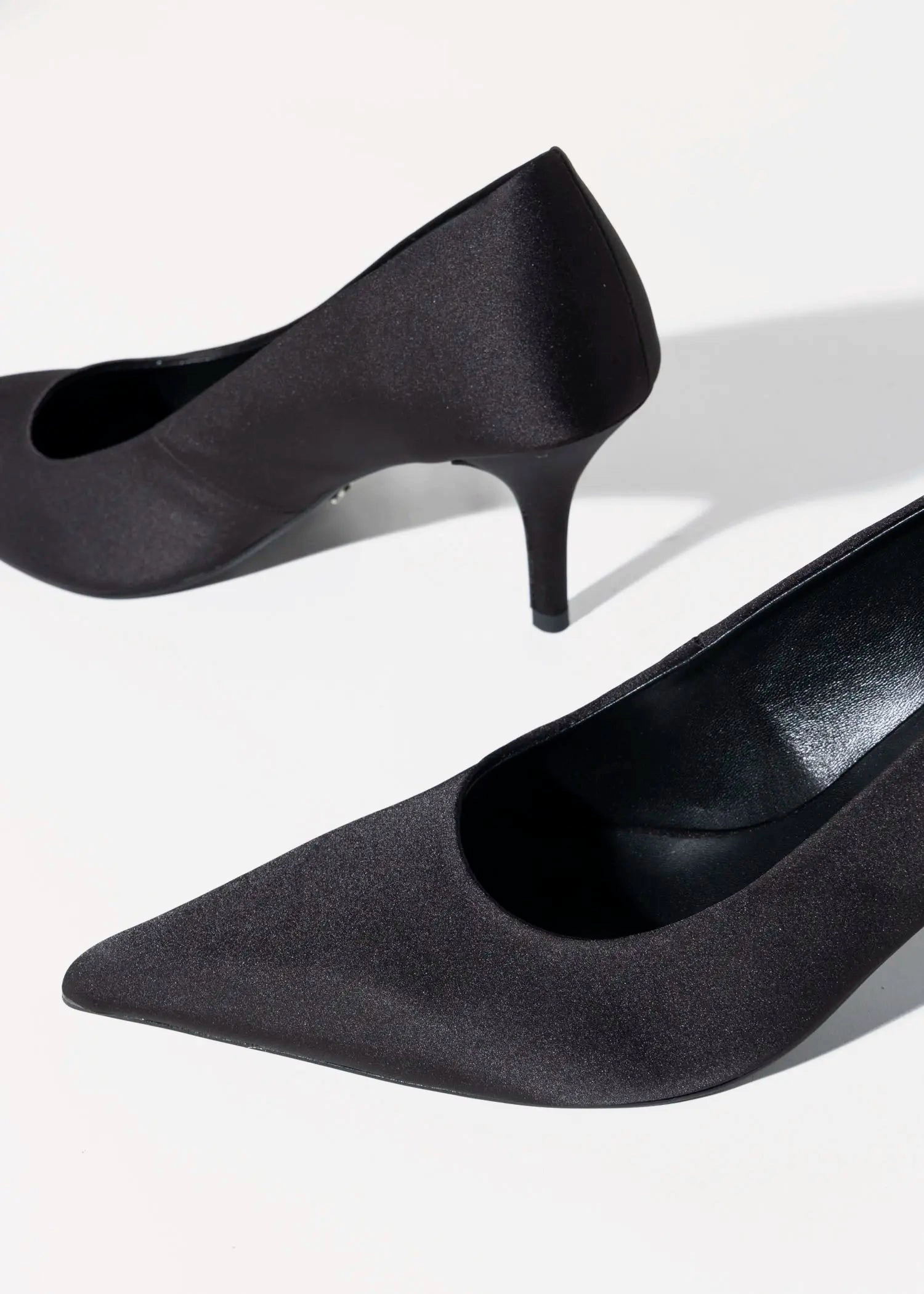 Chloe Satin Pump