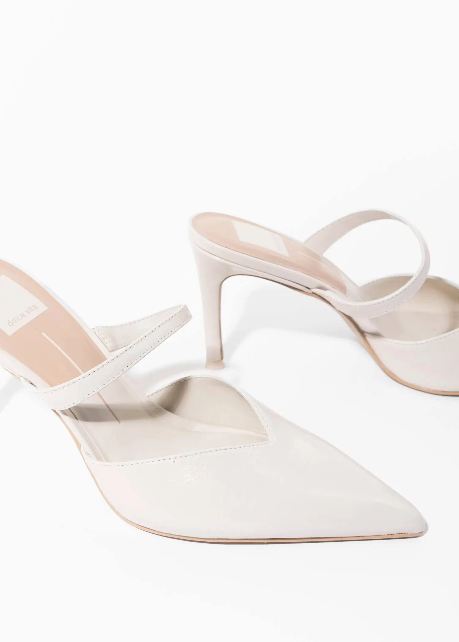 Kanika Leather Pump