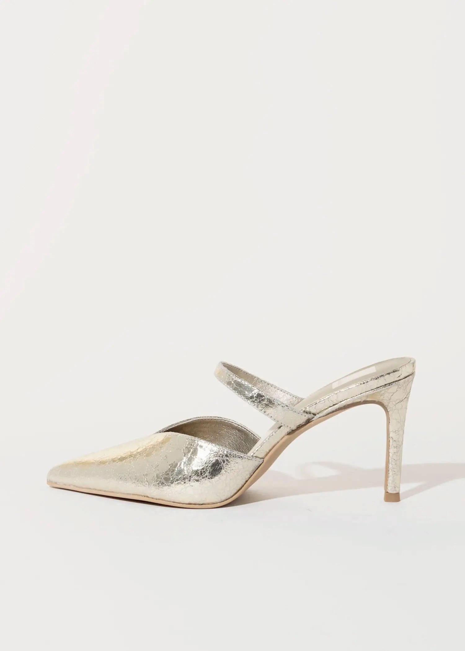 Kanika Leather Pump