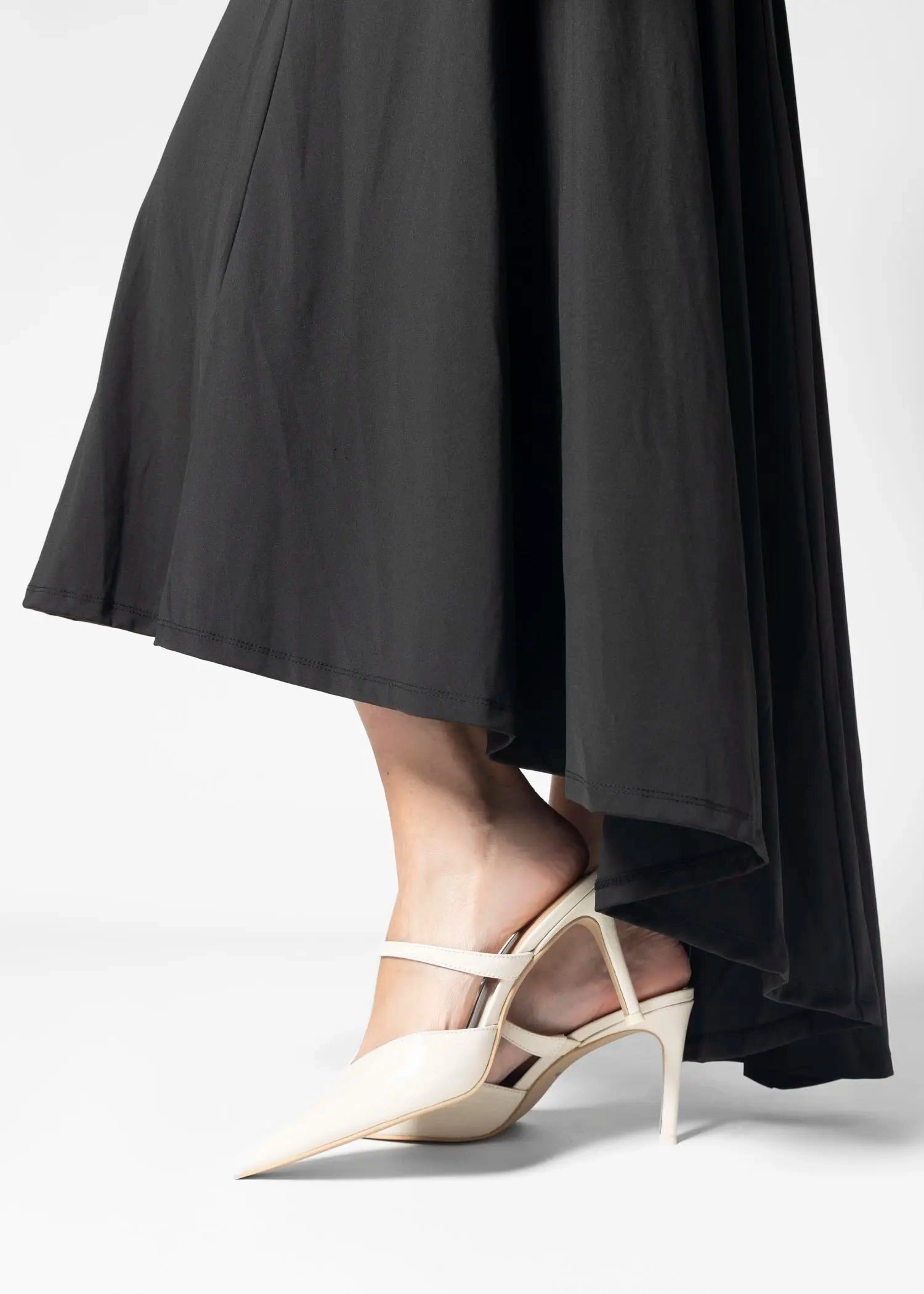 Kanika Leather Pump