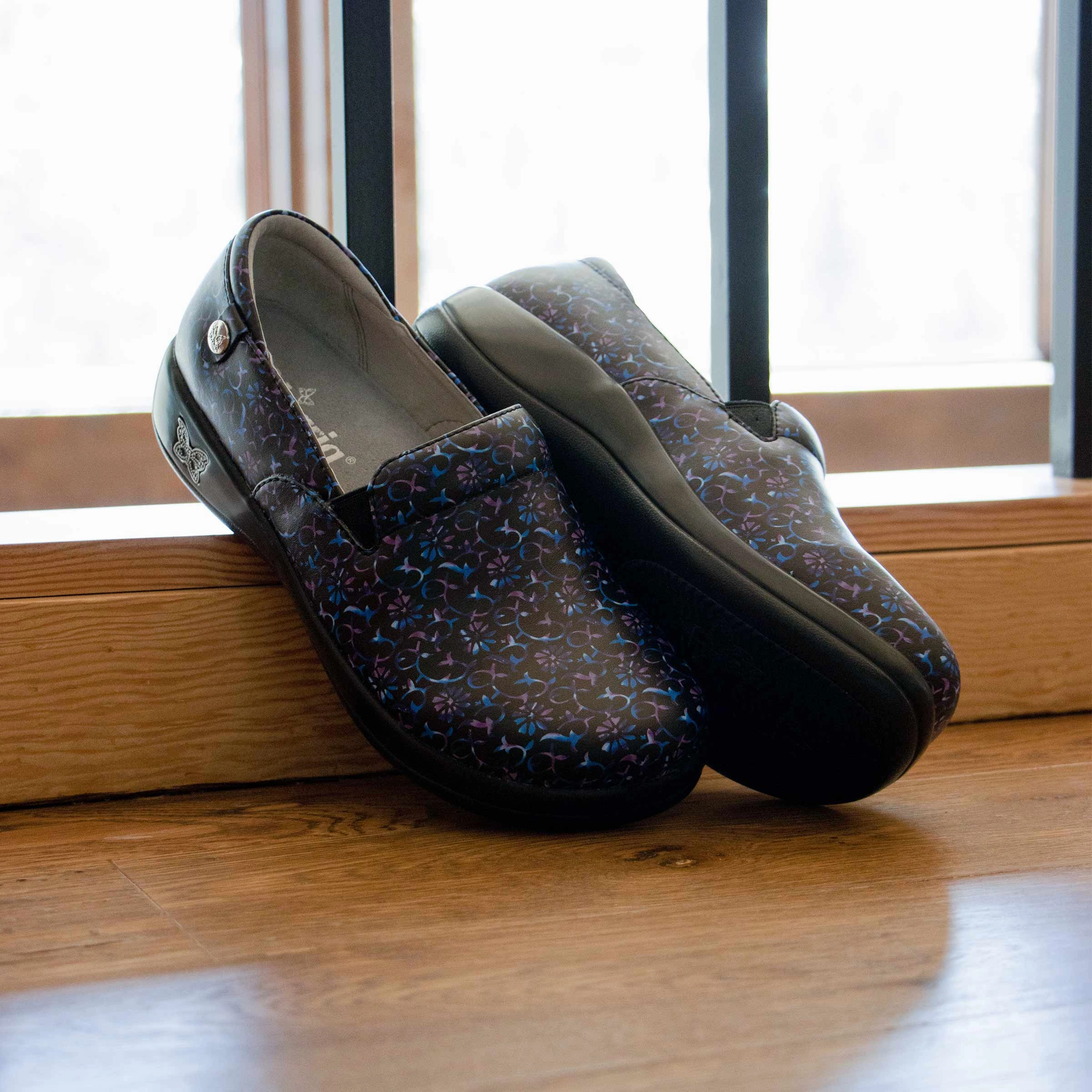 Keli Thorns & Thistles Shoe