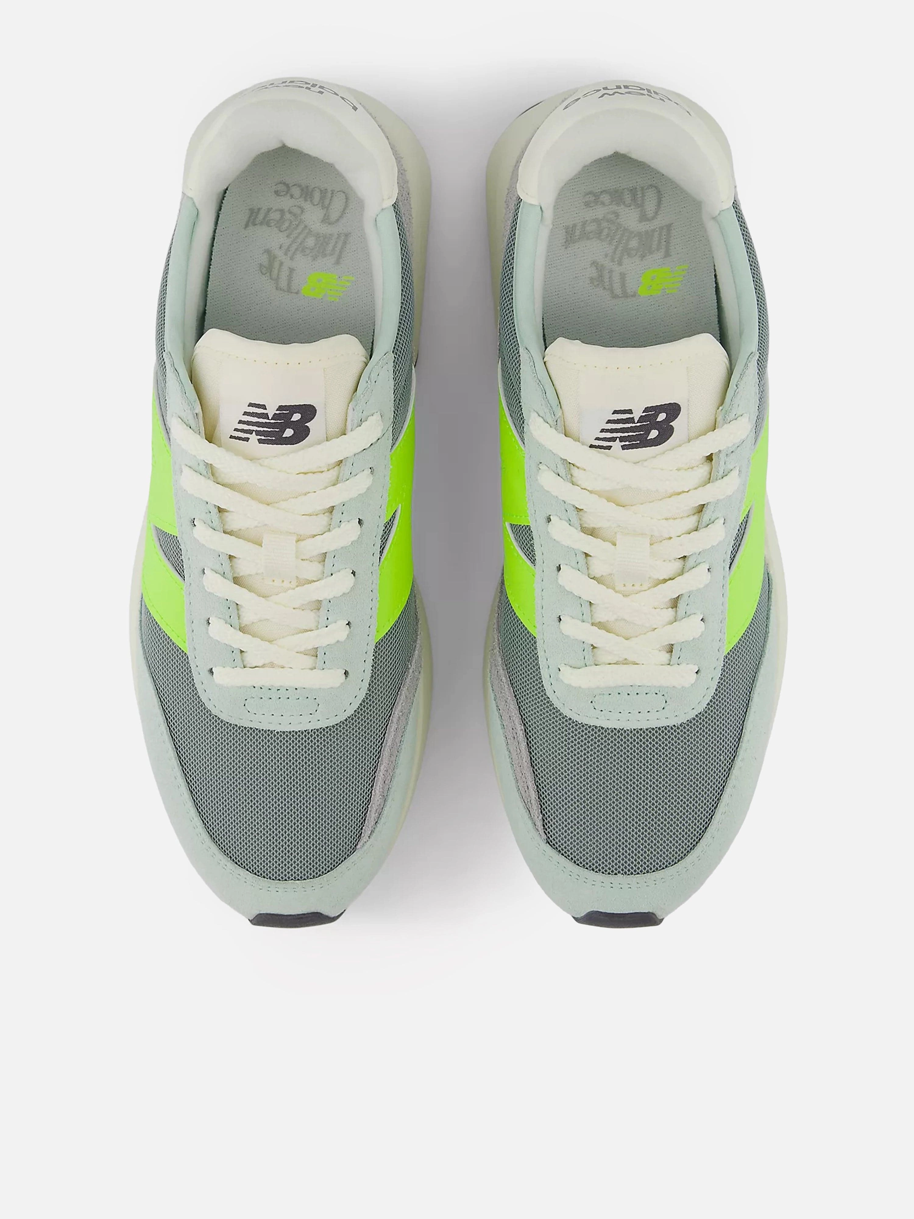 Kids 370 Trainers in Green