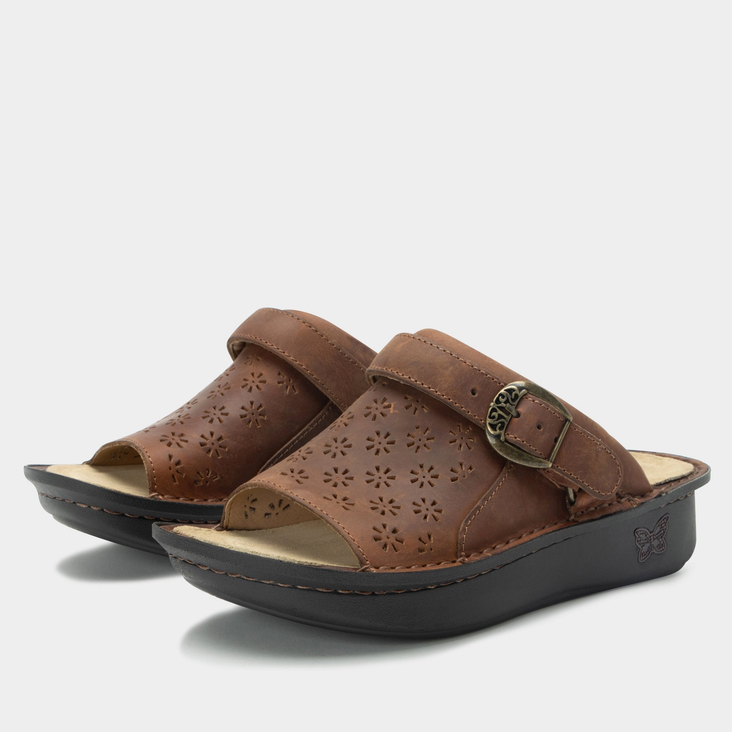 Klover Burnish Tawny Sandal