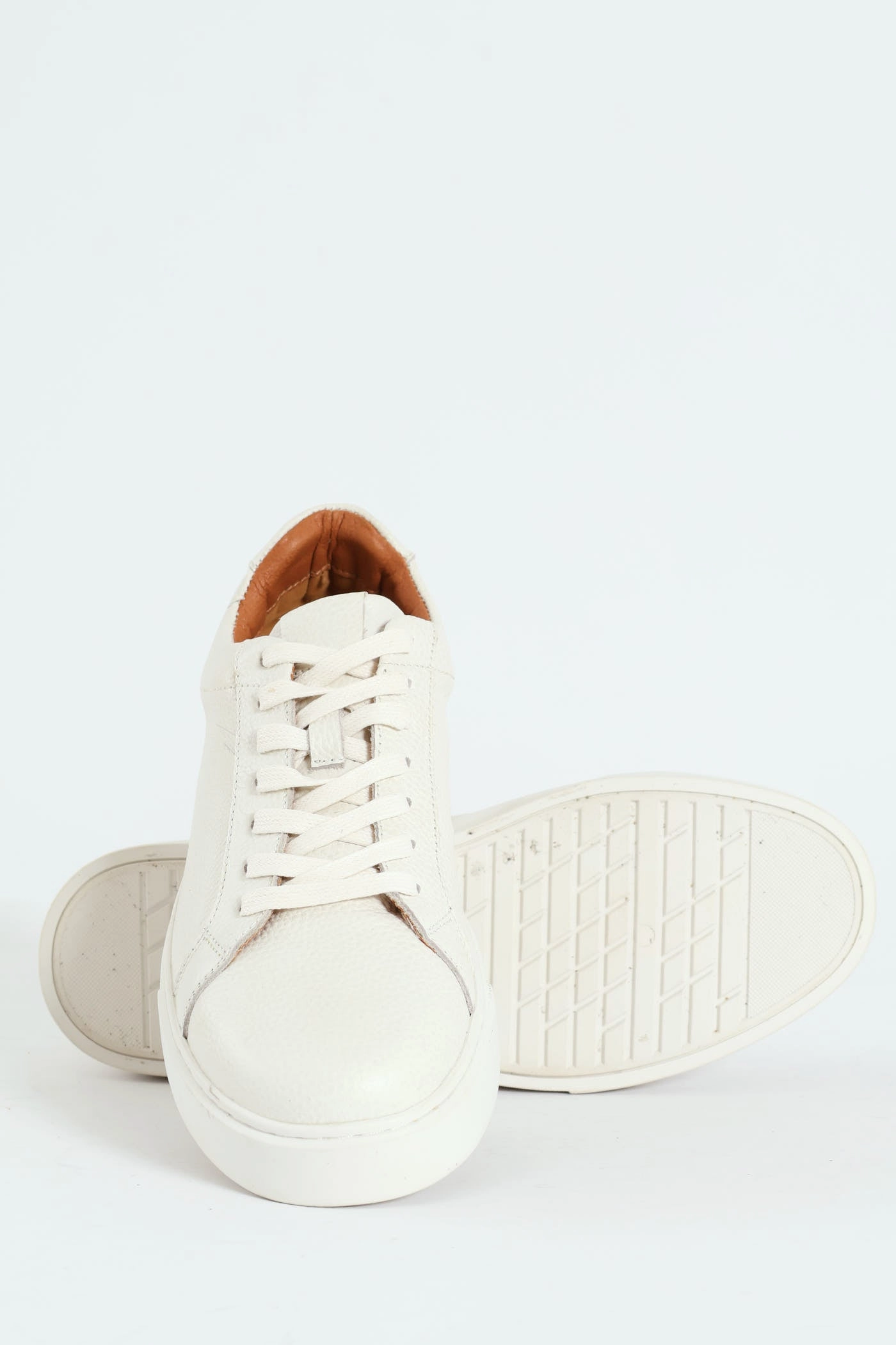 Leather Lace Up Sneaker - White