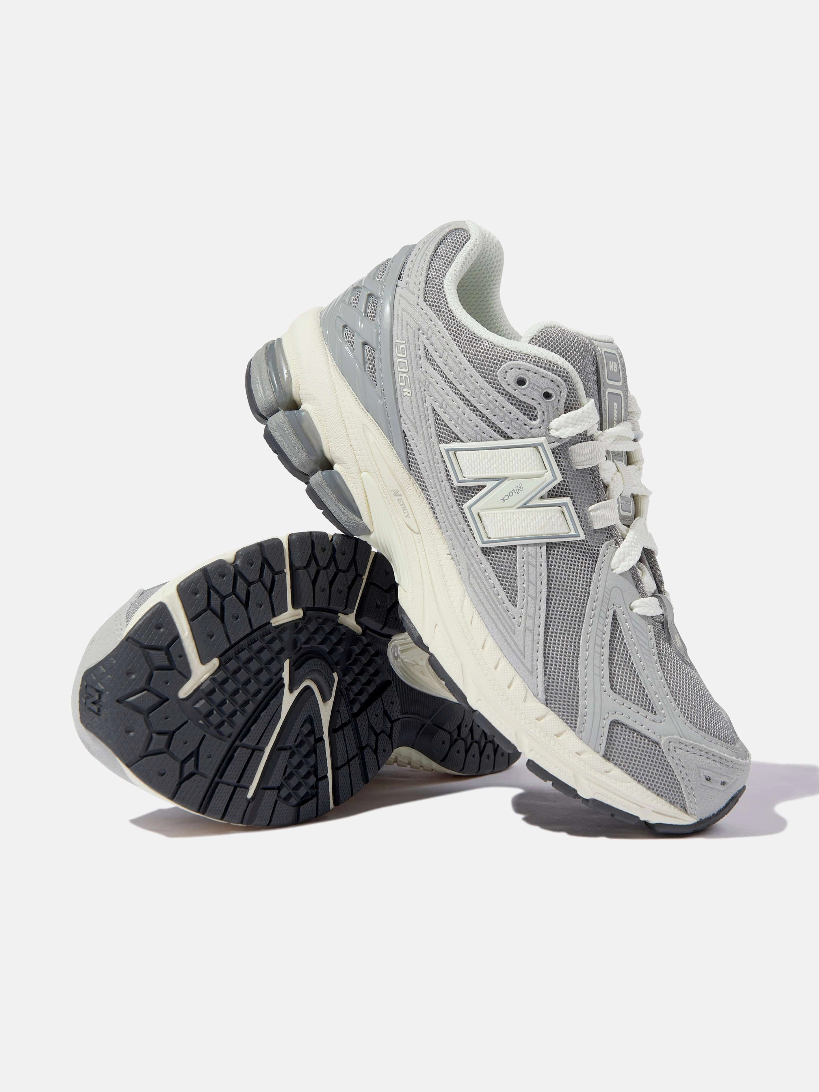 New Balance Kids 1906 Trainers in Grey