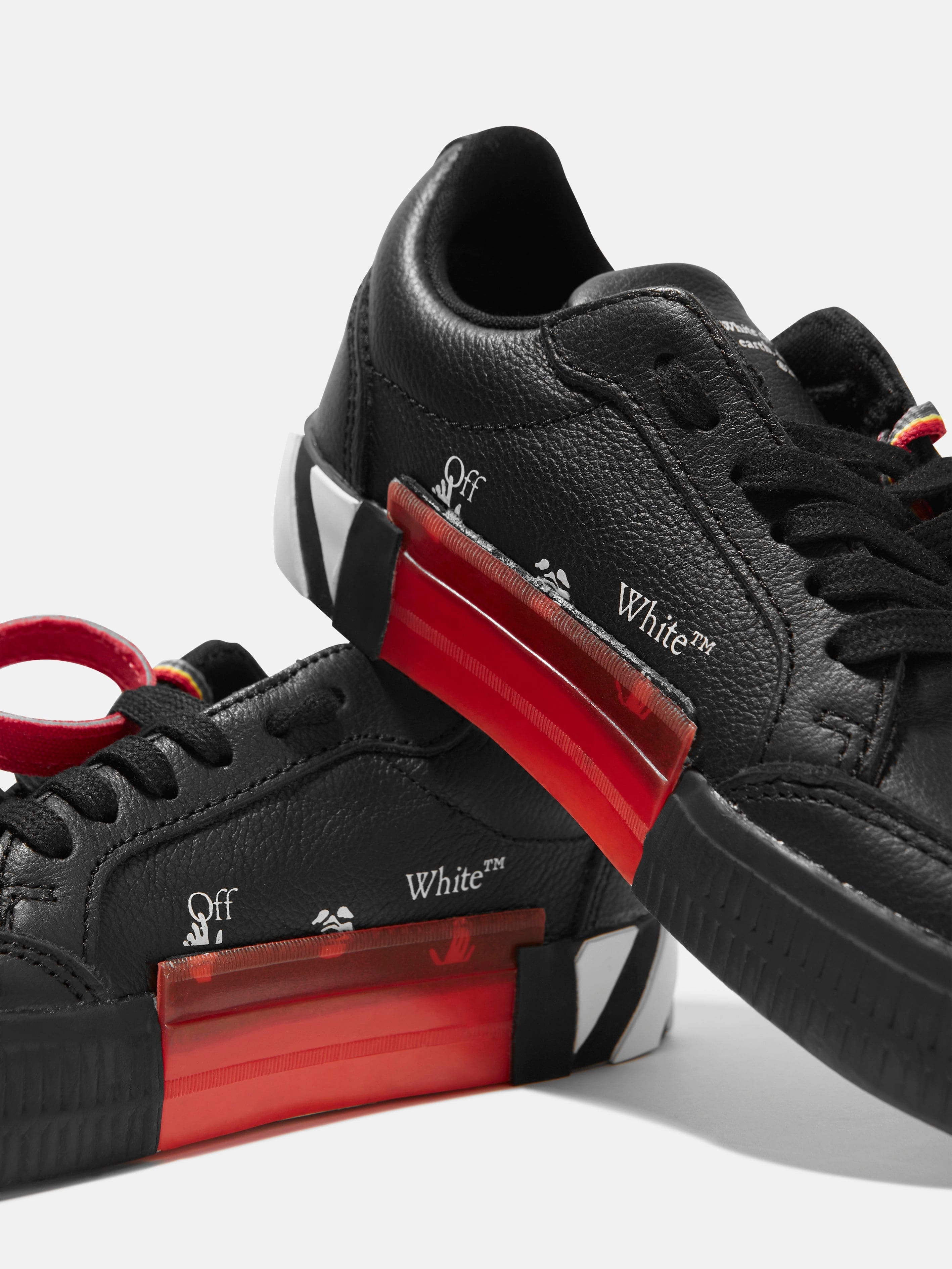 Off-White Boys Leather Lace Up Trainers in Black