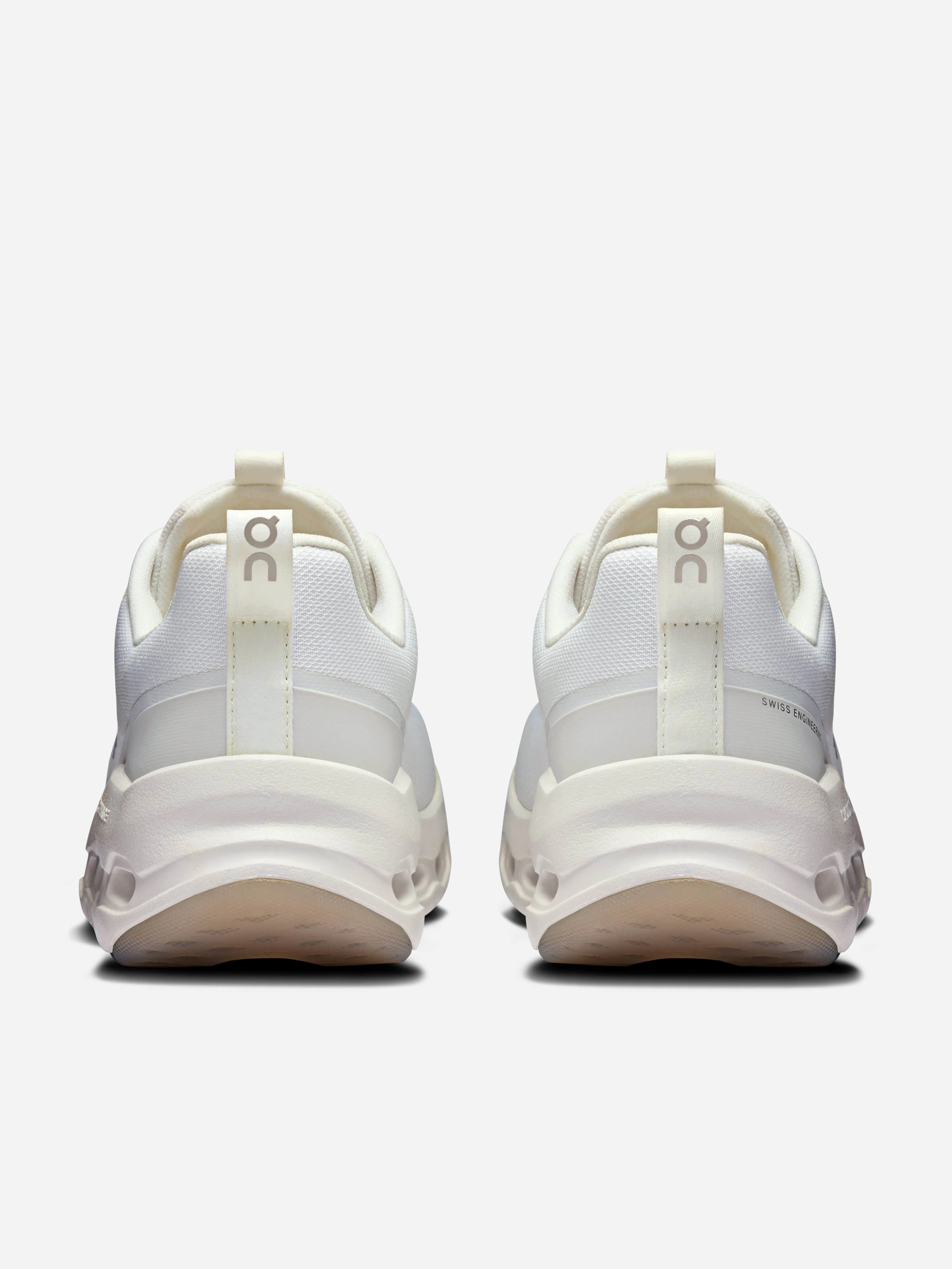 On Running Kids Cloudleap Trainers in White