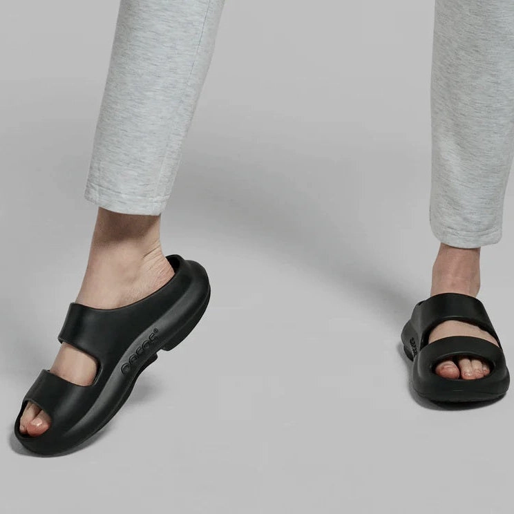 OOFOS OOYEA - BLACK