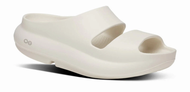 OOFOS Women's OOyea Slide - Chalk