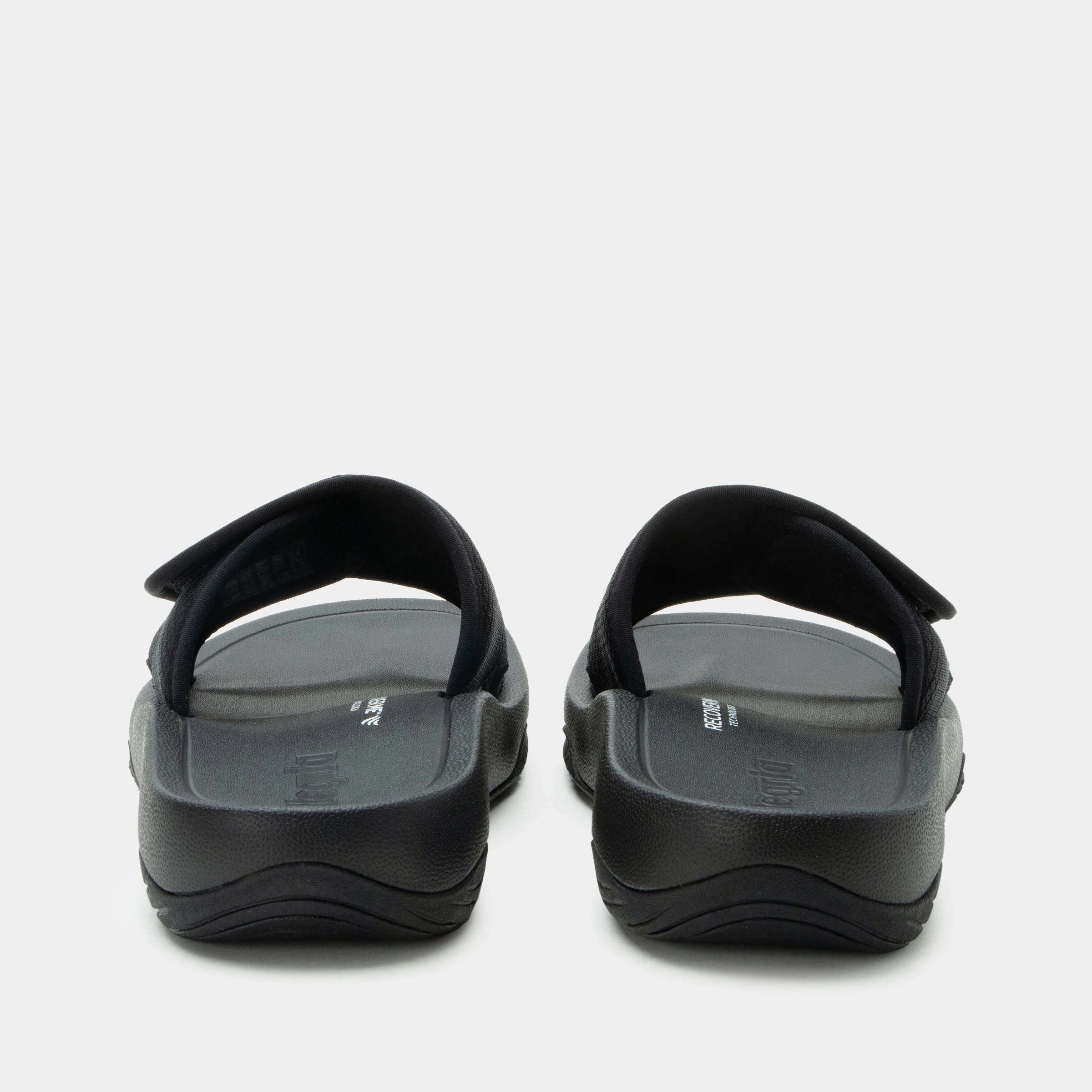 Ova8tion Raven Sandal