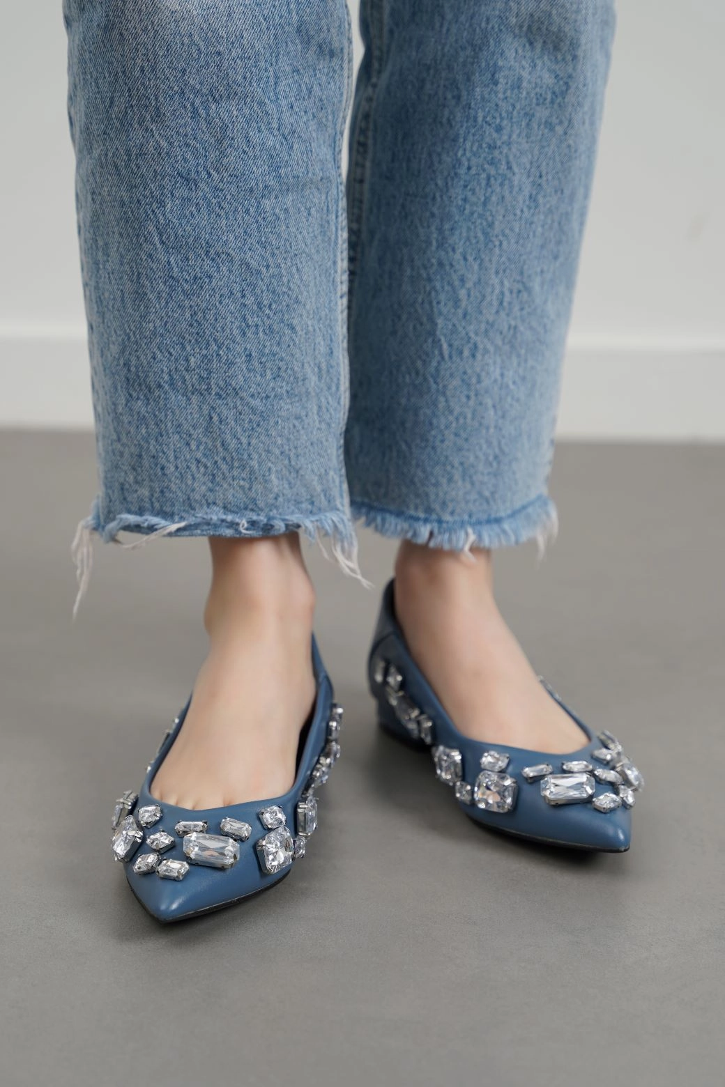 OVERSIZED STUD PUMPS