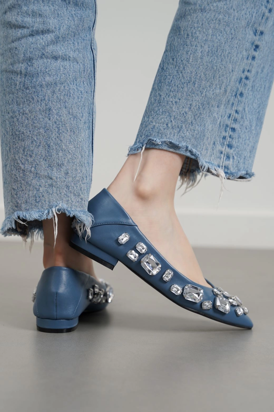 OVERSIZED STUD PUMPS