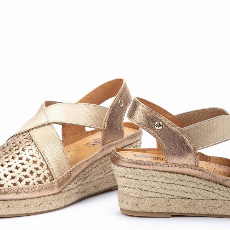 Pikolinos Women's Benidorm W4A-1546CL Sandal - Champagne