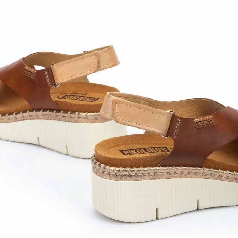 Pikolinos Women's Gomera W0K-0606C1 Sandal - Brandy