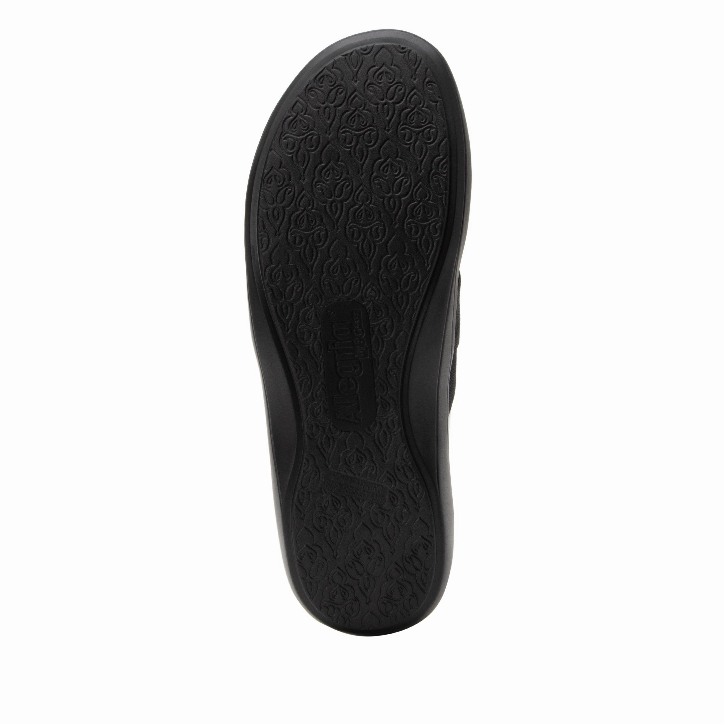 Savvie Passionate Shoe