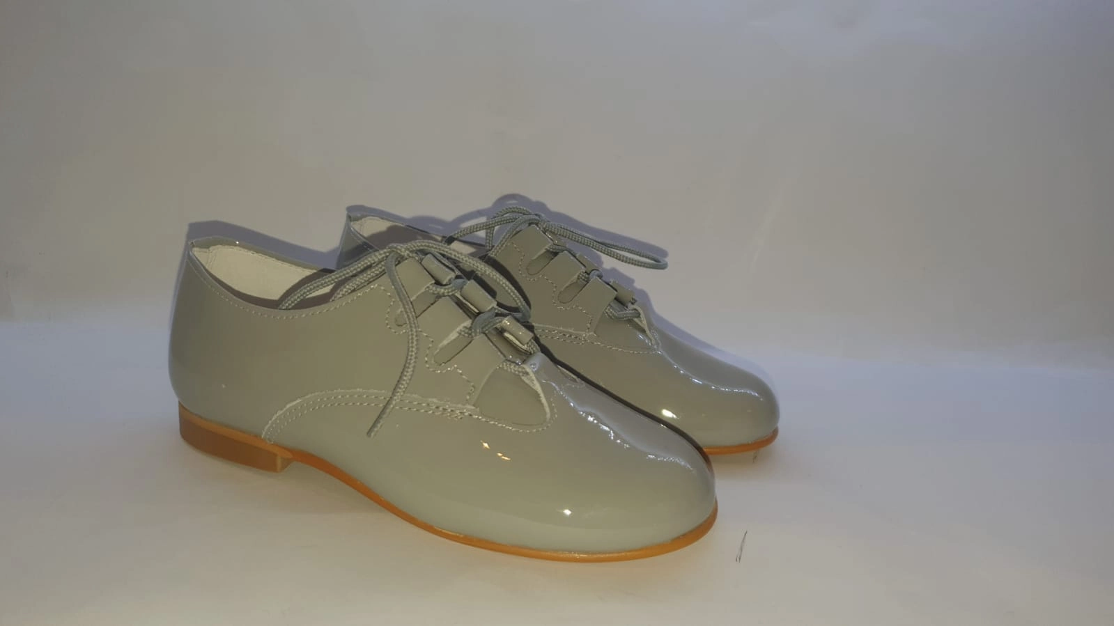 Shawn & Jeffery Light Grey Patent Leather Oxford Dress Shoes
