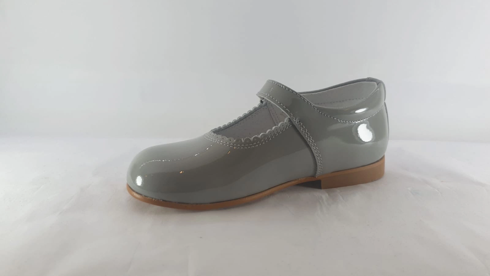 Shawn & Jeffery Light Grey Patent Mary Jane