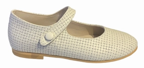 Shawn & Jeffery Pressed Textured Cream Porcelana Ivory Leather Mary Jane