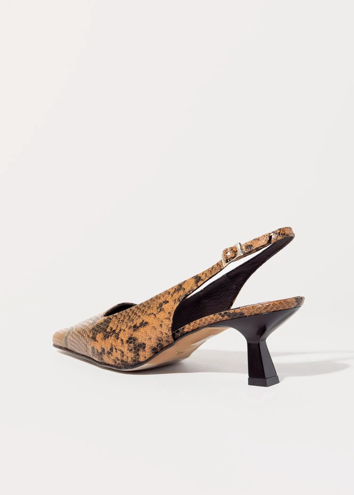 Slingback Pump