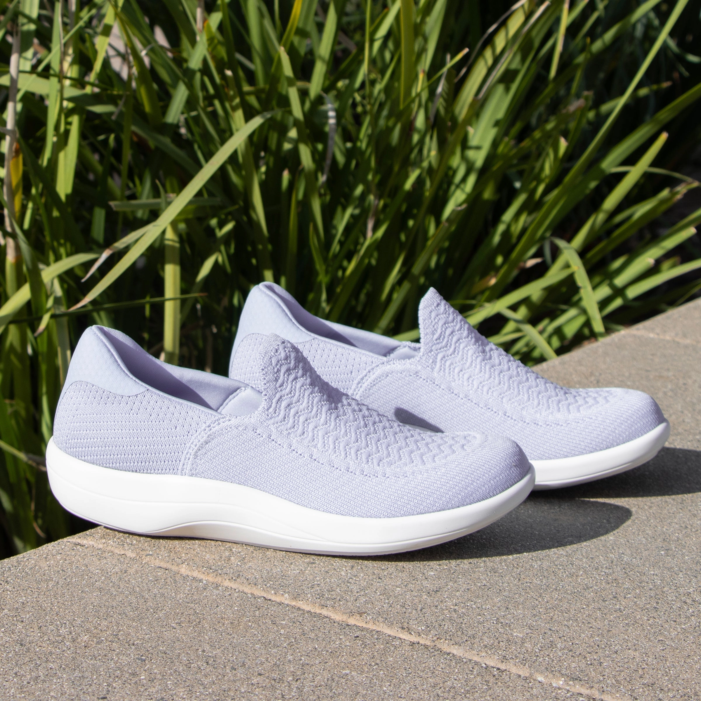 Steadie Amethyst Shoe
