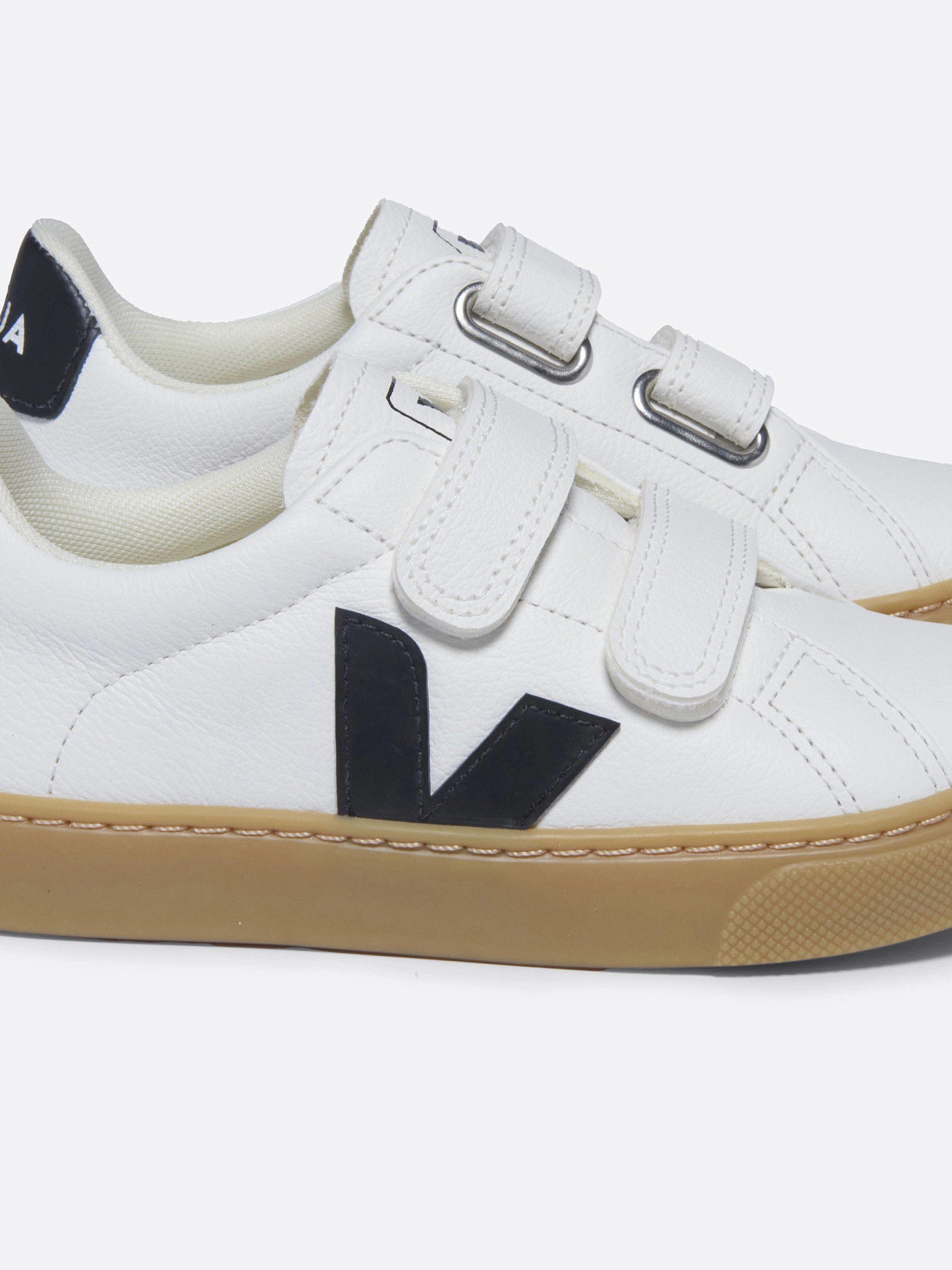 Veja Kids Esplar ChromeFree Leather Trainers in White