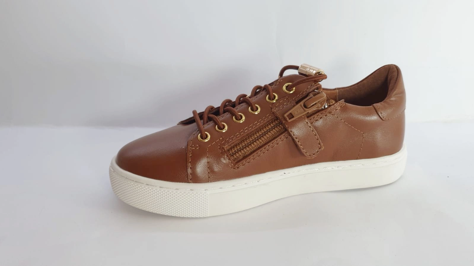Venettini Ash Brown Laceup Leather Sneakers