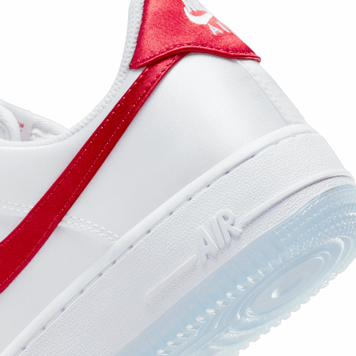 Wmns Air Force 1 07 'Satin White Red'