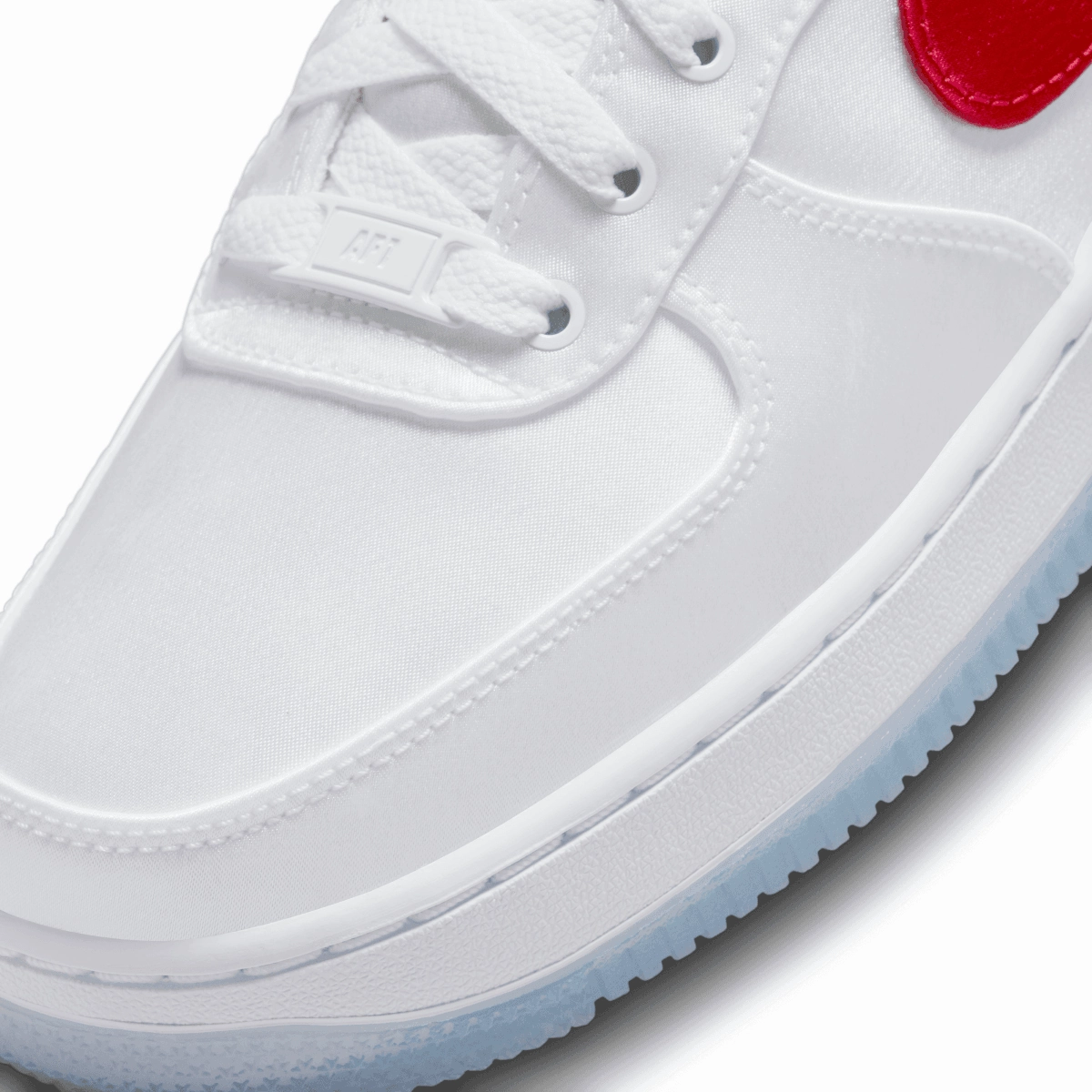 Wmns Air Force 1 07 'Satin White Red'