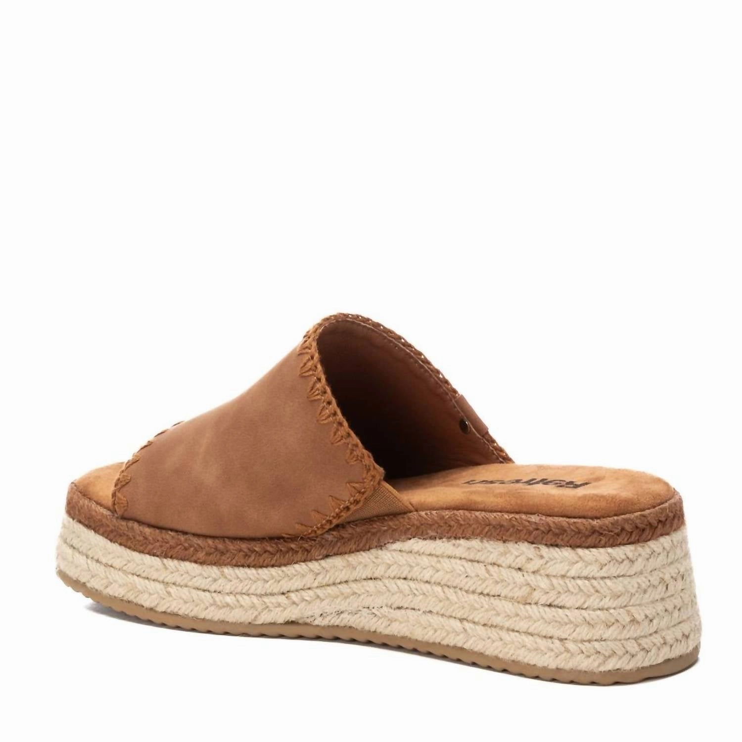 Women's Casual Sandals In Camel