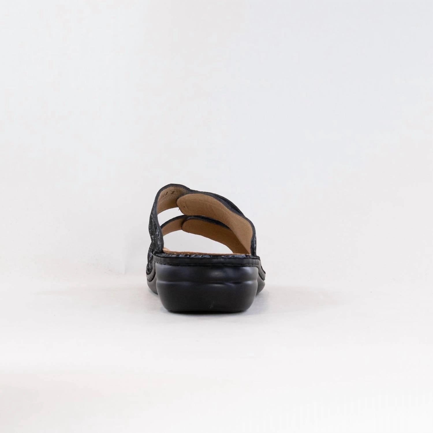 Women's Finn Comfort Mira Shoe In Isotta Marine