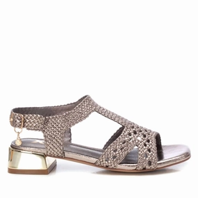 Women's Low Heel Sandals In Plumb