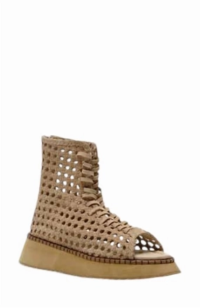 Women's Luca Lace Up Sandal In Creme Suede