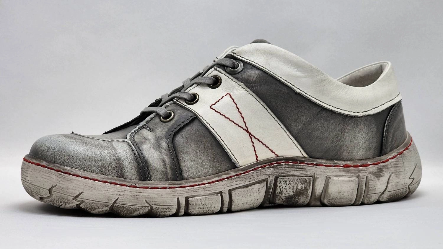 Women's Original Leather Shoes In Grey