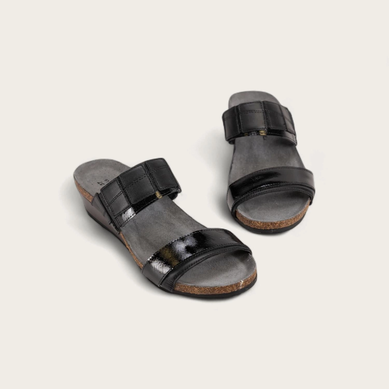 Women's Royalty Slide Sandal In Jet Black/black Luster
